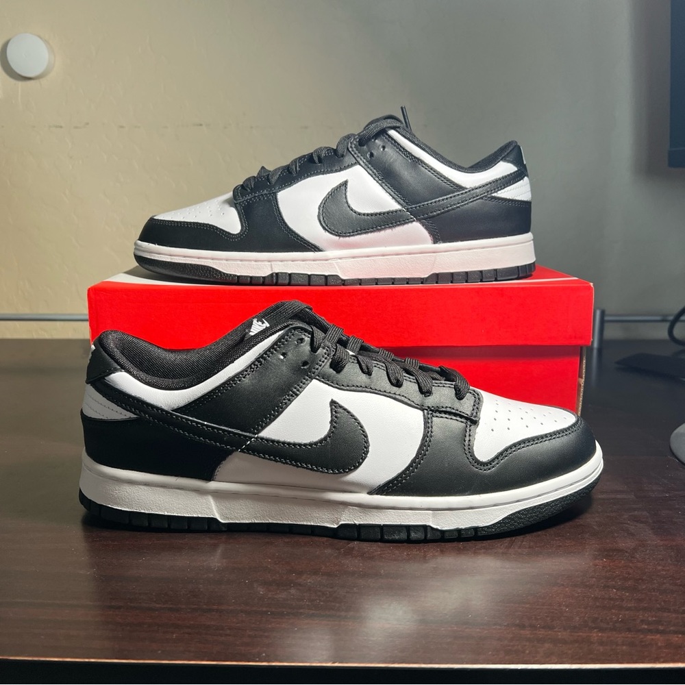 Nike Dunk Low Panda - Size 11